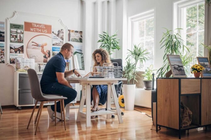How to furnish and decorate a creative agency